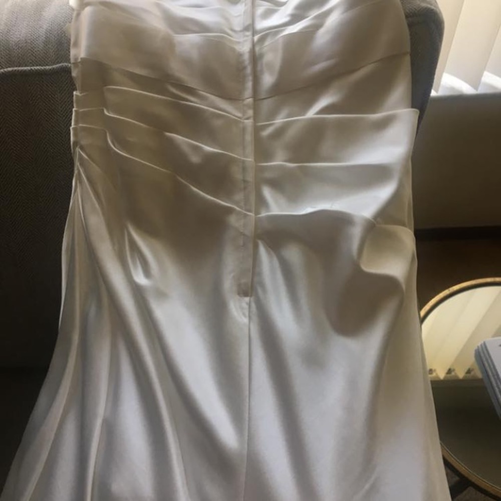 Wedding dress- size 6!